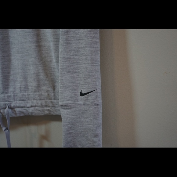 NIKE Dri-Fit cowl neck pullover, size small - Picture 3 of 4